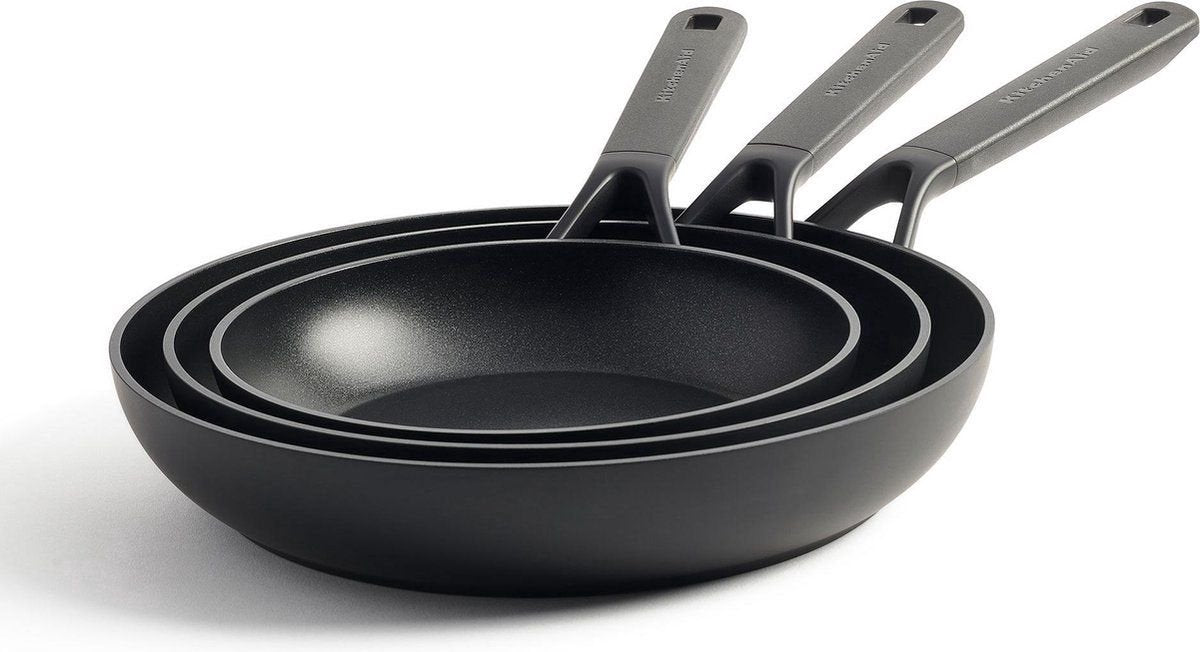 Kitchenaid classic forged aluminium koekenpannen set 3-delig - zwart - inductie - anti-aanbak - pfas-vrij