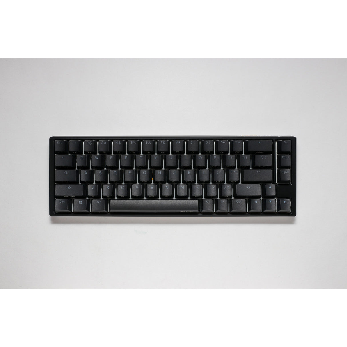 Ducky one 3 classic sf rgb mechanisch toetsenbord (zwart, us lay-out (qwerty), cherry mx brown, 65%, rgb leds, double-shot pbt, hot-swappable, quack mechanics)
