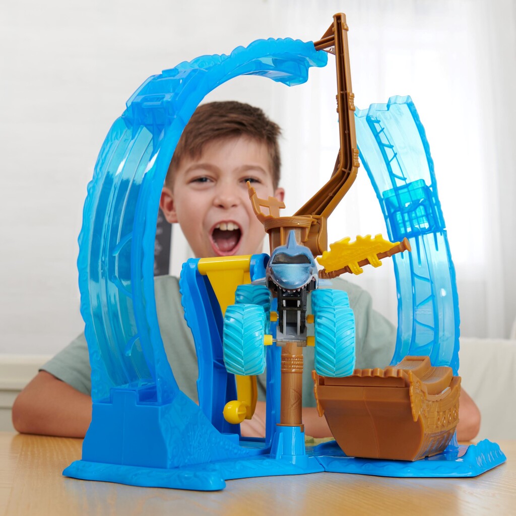 Monster Jam Megalodon Loop or Doom Stunt Play Set