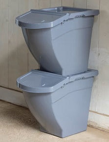 Producten stapelbare voerton met deksel 40l