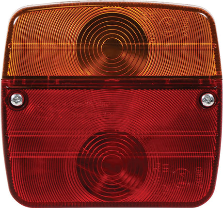 Carpoint achterlicht - 12volt - 4 functies – achterlicht, remlicht, richtingaanwijzer nummerplaat verlichting - zowel links als rechts te monteren - schroefbevestiging - afmeting 11x10x5cm