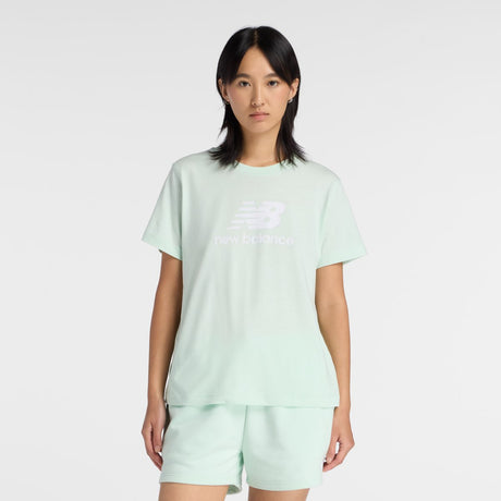 New balance sport essentials jersey logo t-shirt dames t-shirt - cosmic jade