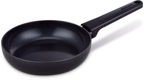 Brabantia vanta koekenpan - ø 20 cm - 100% pfas vrij - keramische antiaanbaklaag titanium versterkt - inductie koekenpan - zwart