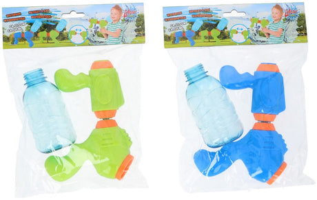 Eddy toys waterpistool met flesontwerp - gemaakt van kunststof - inhoud van 0,125 liter - geschikt vanaf 3 jaar - makkelijk te vullen met water - kleur blauw of groen - afmetingen 25x18,4x5,2 cm