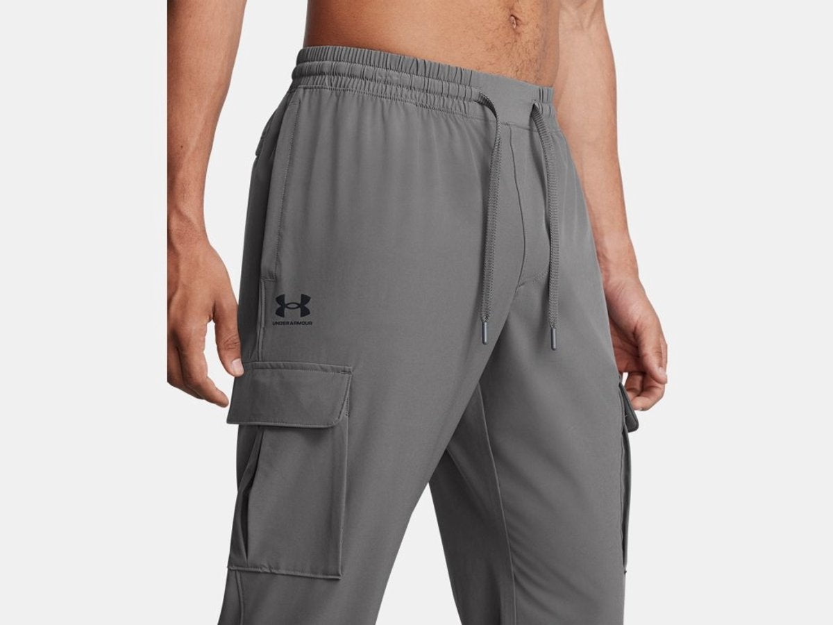 Under armour ua vibe woven cargo pants-gry heren sportbroek - castlerock - zwart