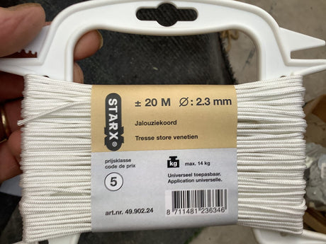 Starx jalousiekoord - dikte 2,3 mm (0,23 cm) - lengte 20 meter (2000 cm) - geleverd op haspel - geschikt voor jaloezieën en lamellen - gemaakt van gerecycled polyester - kleur wit