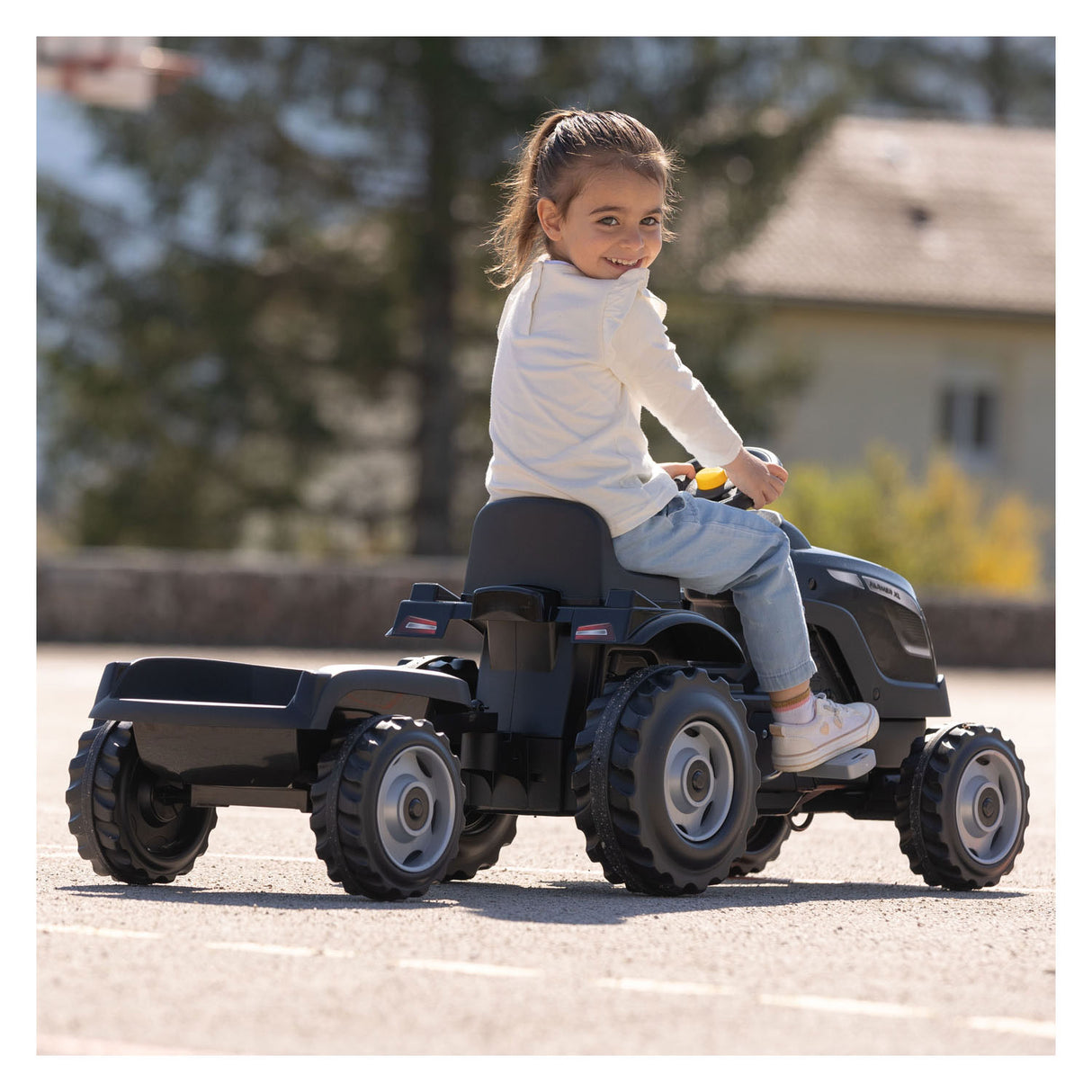 Smoby Farmer XL STASTRATTOR con trailer nero