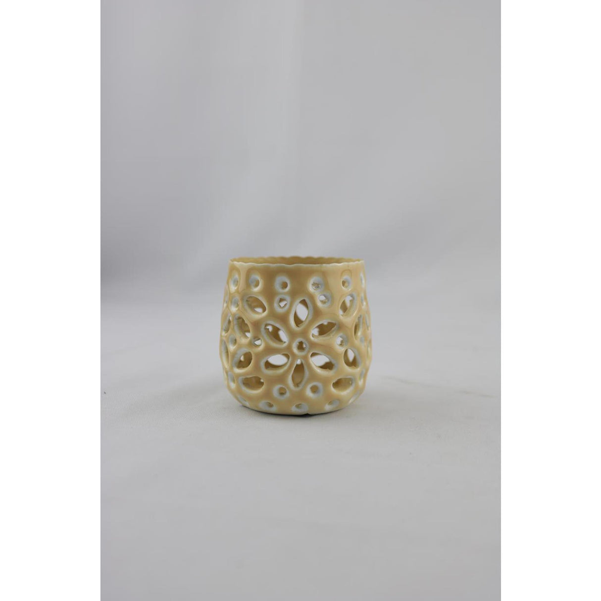 Mansion atmosphere hã©rault votive waxinelichthouder beige 8x8x7cm