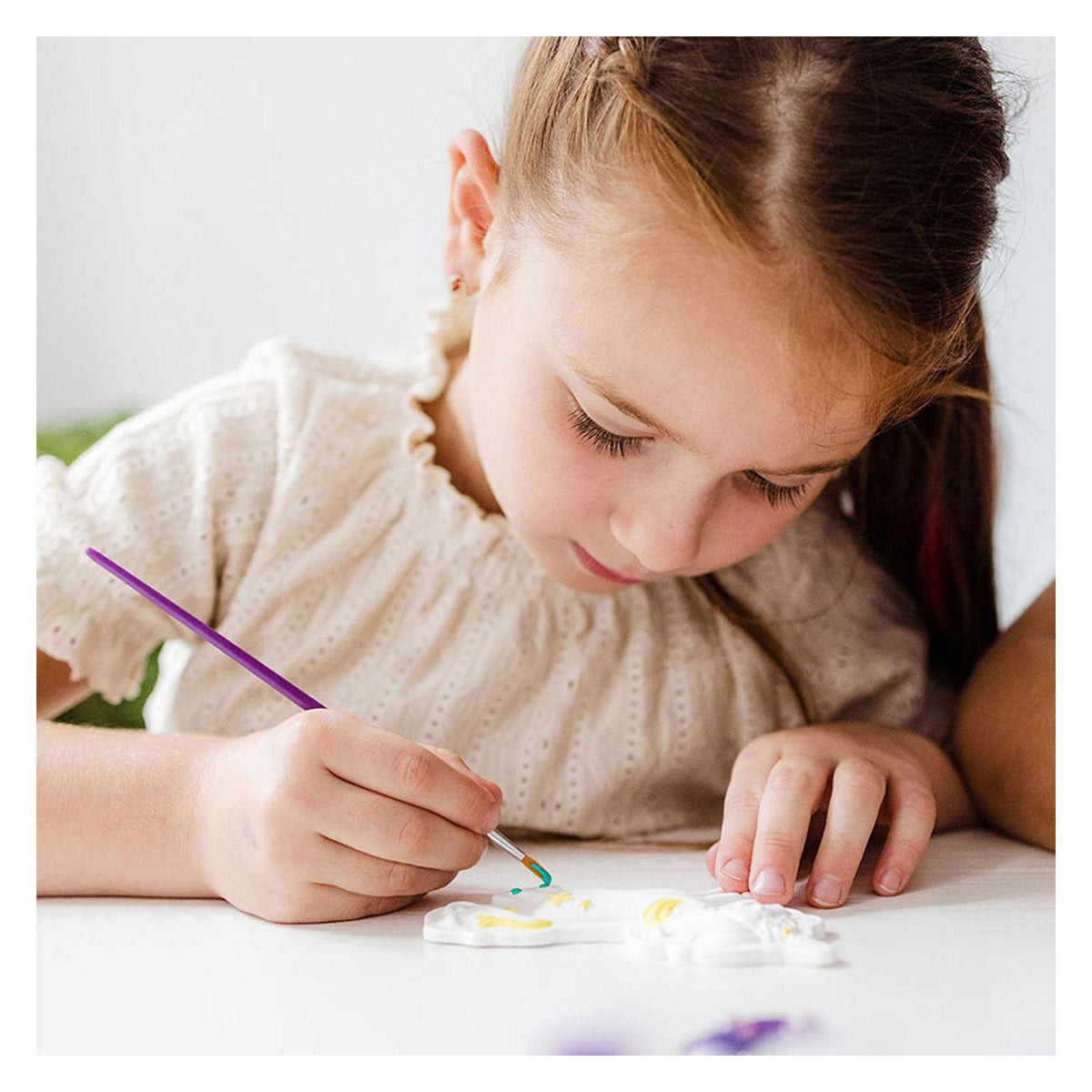 Totum unicorn gips gieten schilderen model paint 10 gipsfiguren maken incl. 5 kleuren verf en penseel - knutselset cadeau tip speelgoed meisjes en jongens vanaf 5 jaar