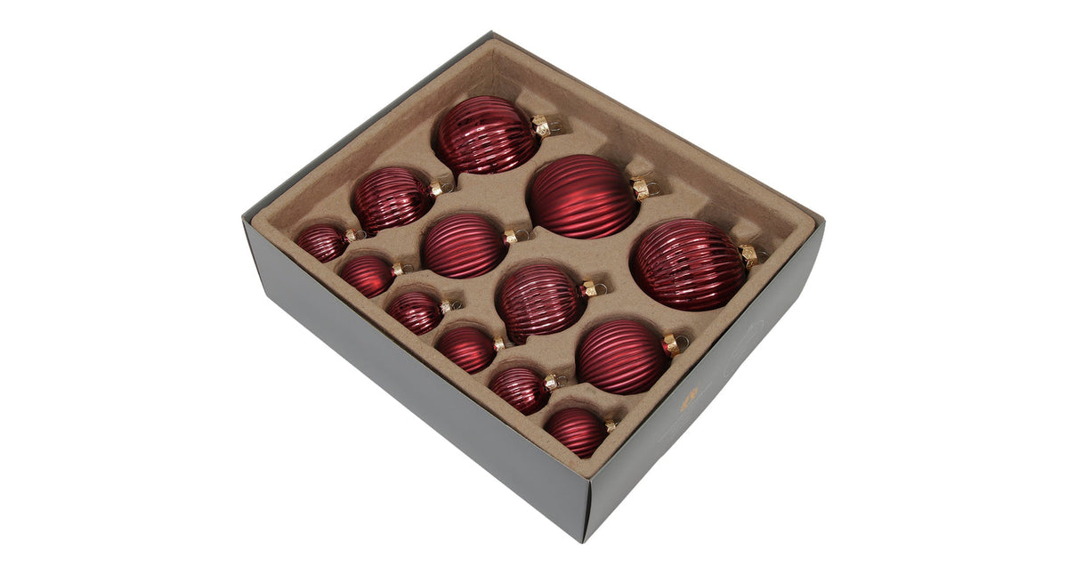 W b. 13 assorted ribbed balls combi dark red 4 6 8 cm