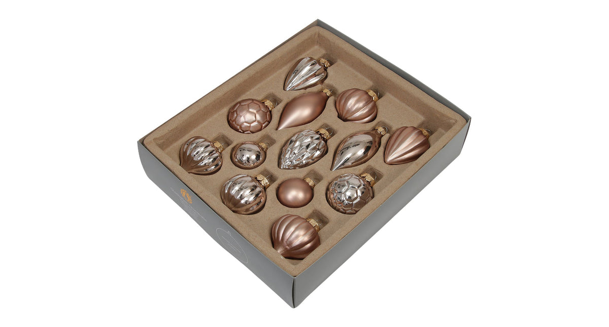 W b. 13 assorted ornaments combi hazel ass.