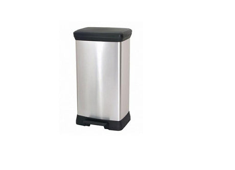 Curver een prullenbak met een pedaal 50l