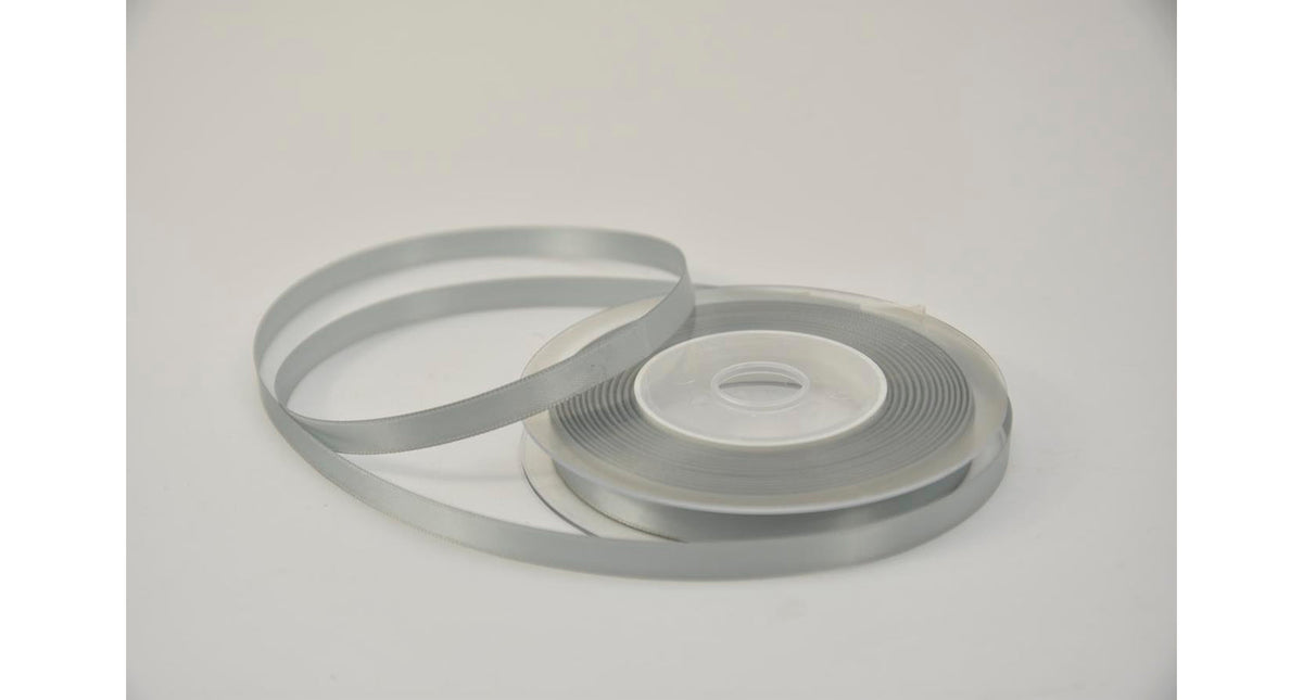 Satijnlint 10 mm x 25 mtr lichtgrijs