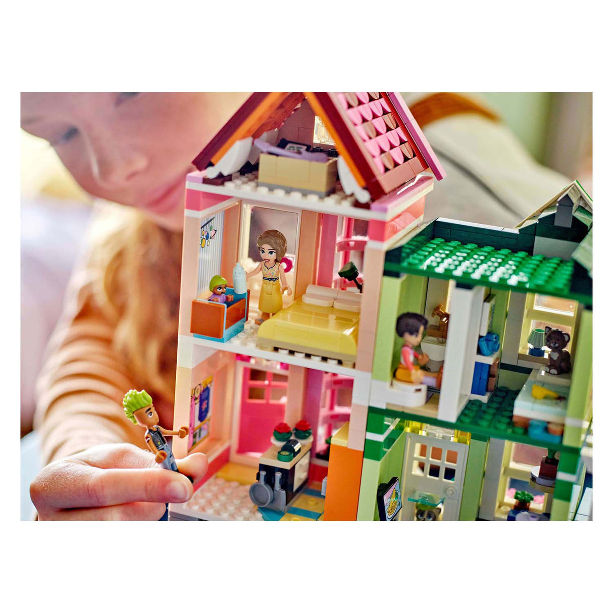 LEGO Friends 42670 CHEARDLAKE CITY APPARTEMENTS ET BOUTIQUES