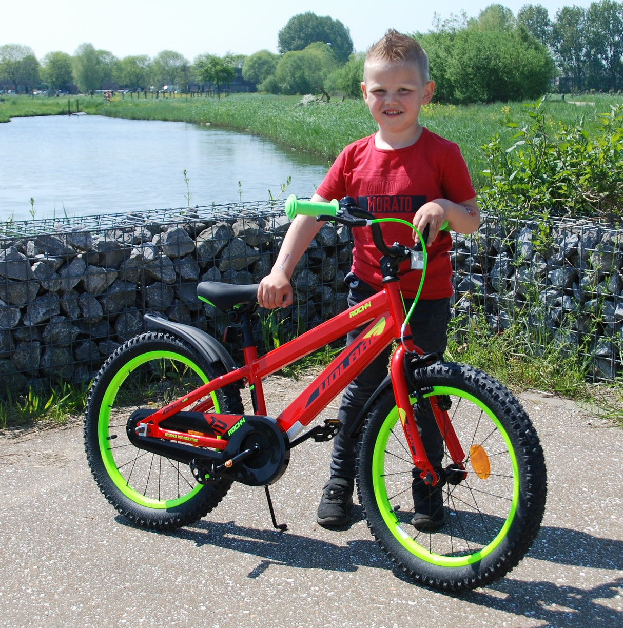 Bicicleta para niños Rocky de Vlare - Niños - 16 pulgadas - Rojo