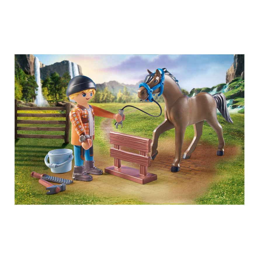 Playmobil Horses eller Waterfall Hoefsmid: Ben Achilles 71357