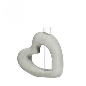 Ideas 4 seasons beeld hart cement met reageerbuis 3,9x13x13,2cm
