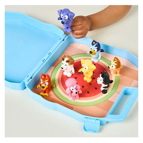 Moose bluey play go koffer met 8 speelfiguren