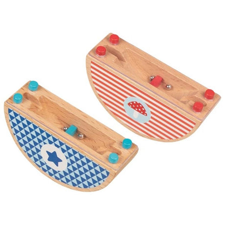 Houten tweeballentruc. 8,5x2,7x4,4 cm. | 8 stuks