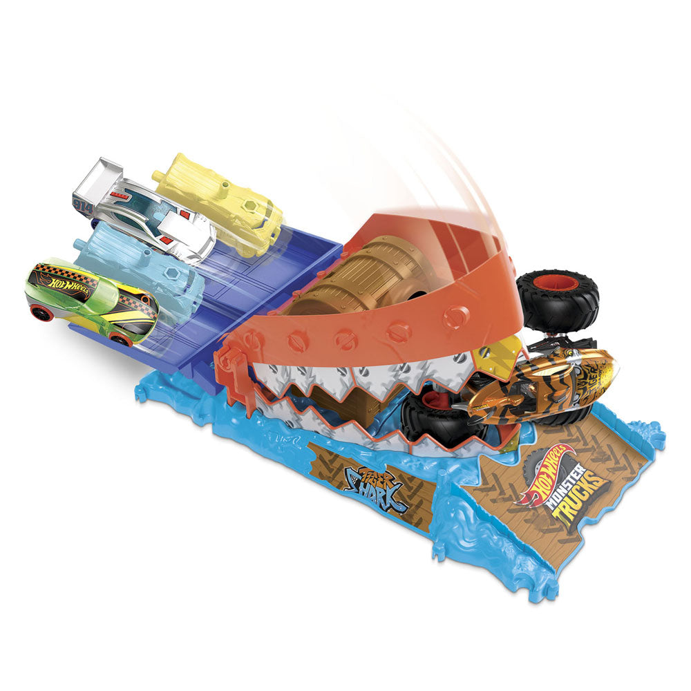 Hot Wheels Arena Smashers Tresharders Challenge Play Set