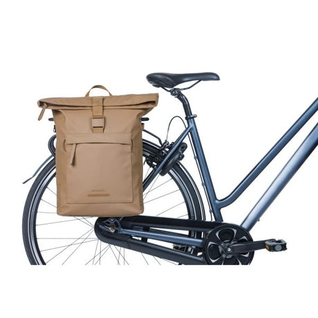 Basil b.v. fietsschoudertas basil brooklyn mik 17l 14 x 32 x 40 cm - zand