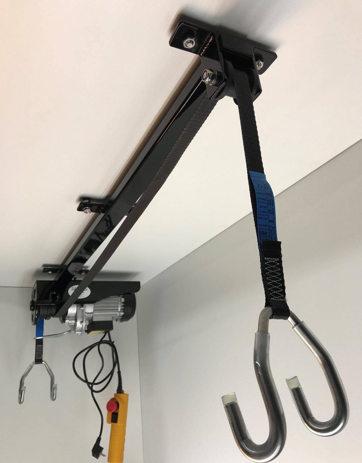 Takel co motor scooter bakfietslift zwart met zwarte band 225kg