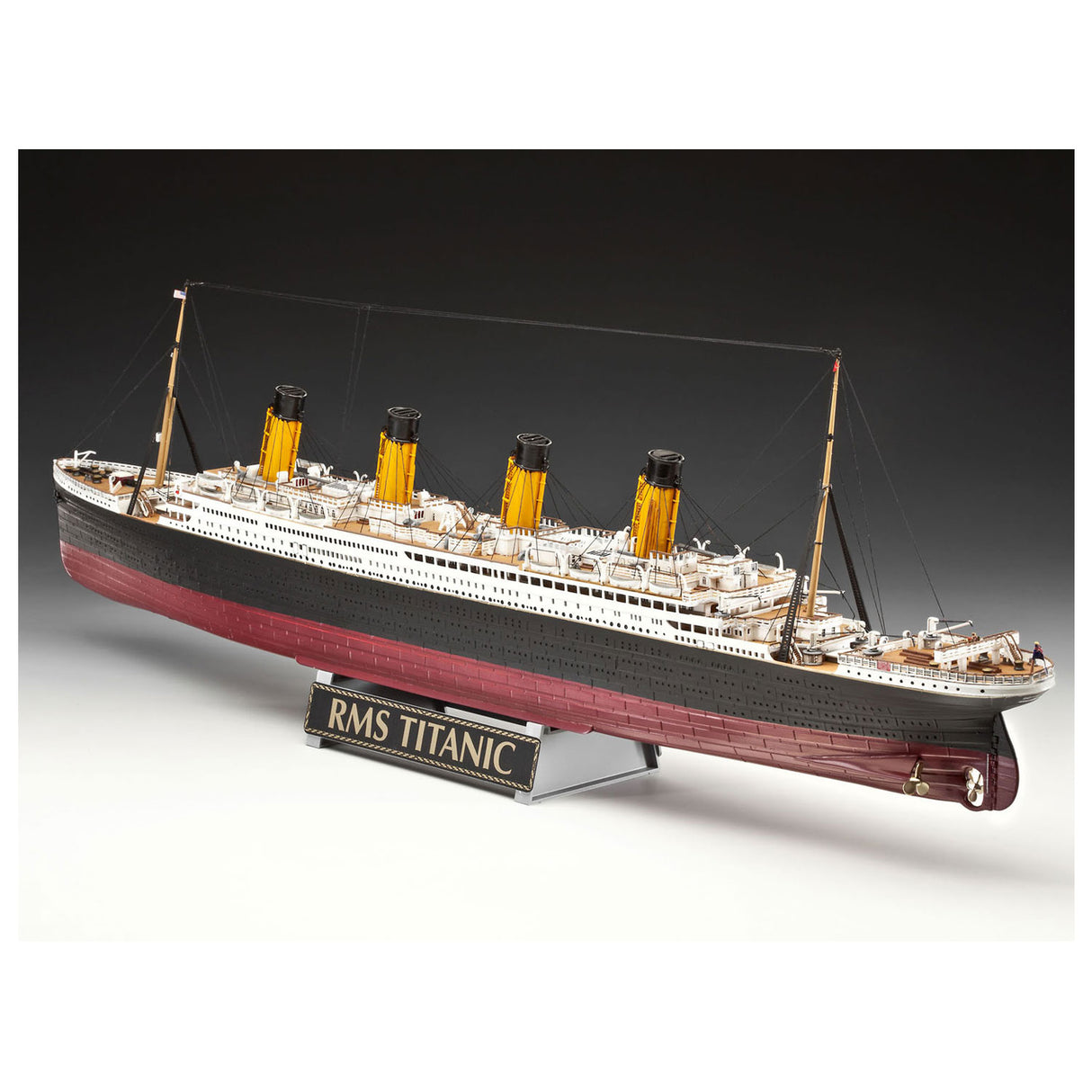 Revell Gift Set 100 años Titanic