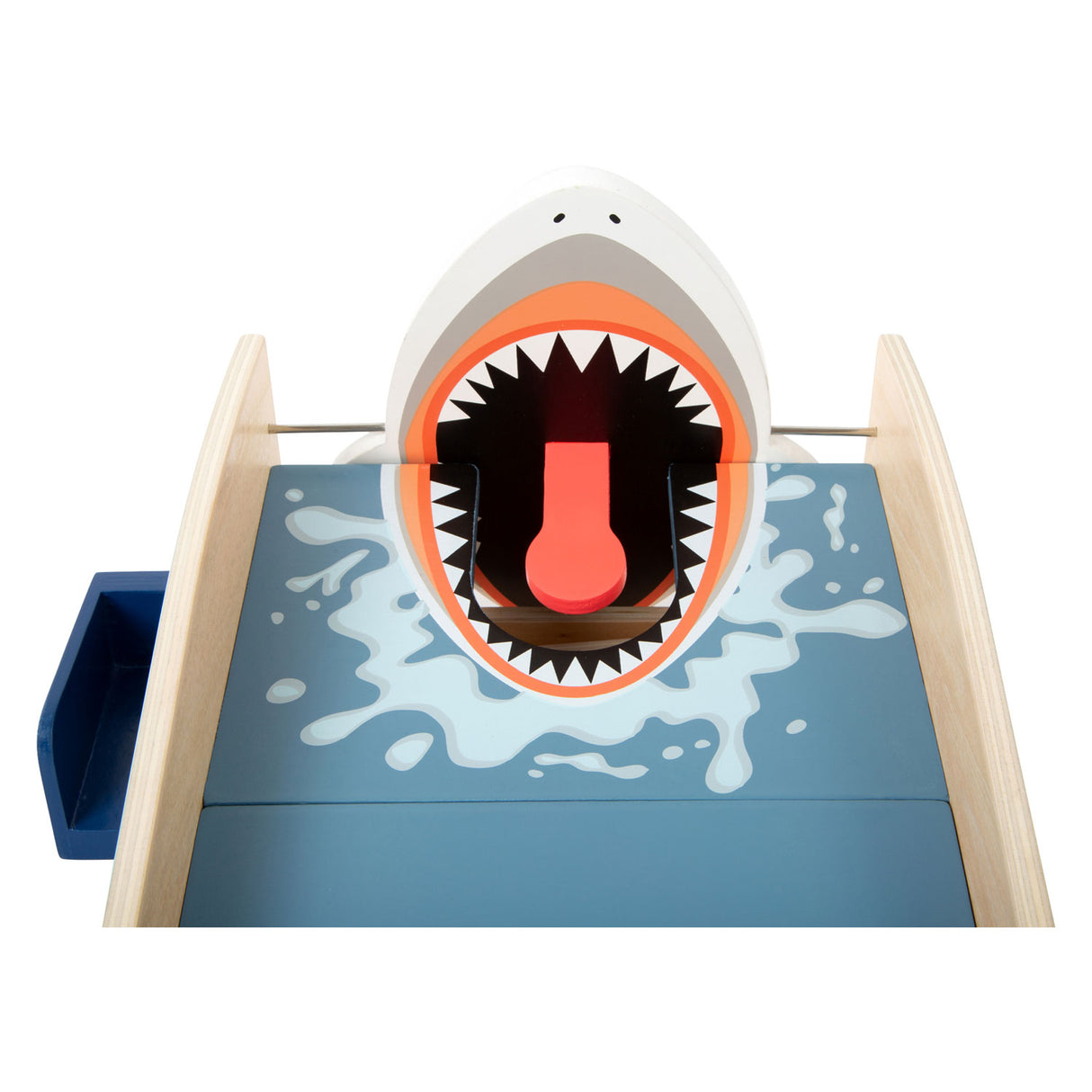 Small foot wooden mini golf shark attack, 7dlg.