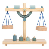 Small foot wooden scale with weights, 5dlg.