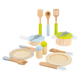 Small foot wooden cookery and service set, 15dlg.