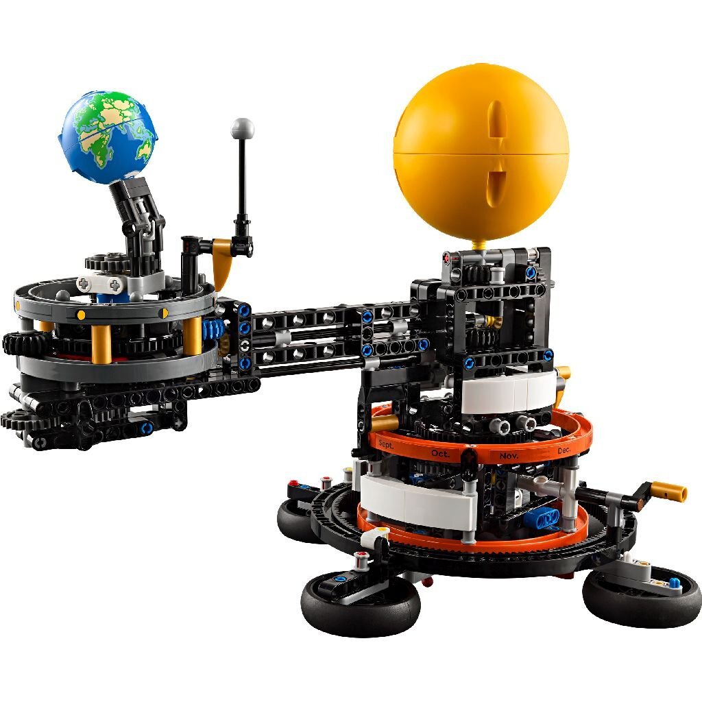 Lego Technic 42179 Planet Earth and in Orbit