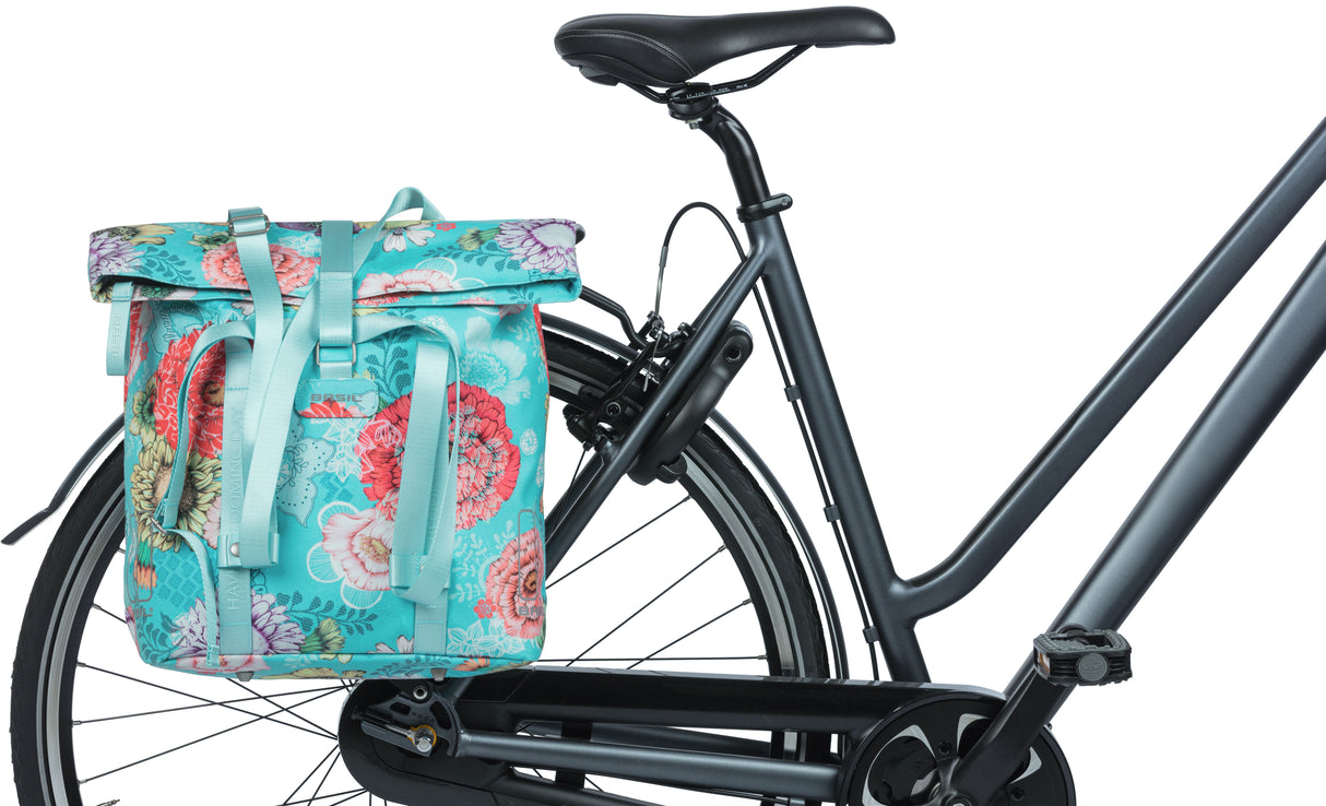 Basil Bloom Field bicycle shopper, recycled cap, waterproof, adjustable shoulder strap, laptop compartment, 15-20l, Sky Blue