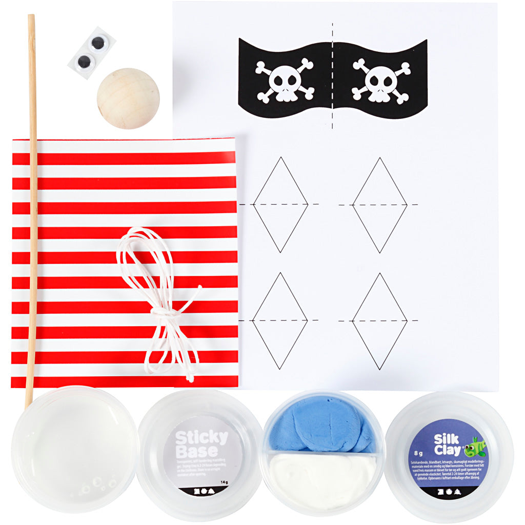 Creativ Company Mini Kit Egg Box Pirate Boat