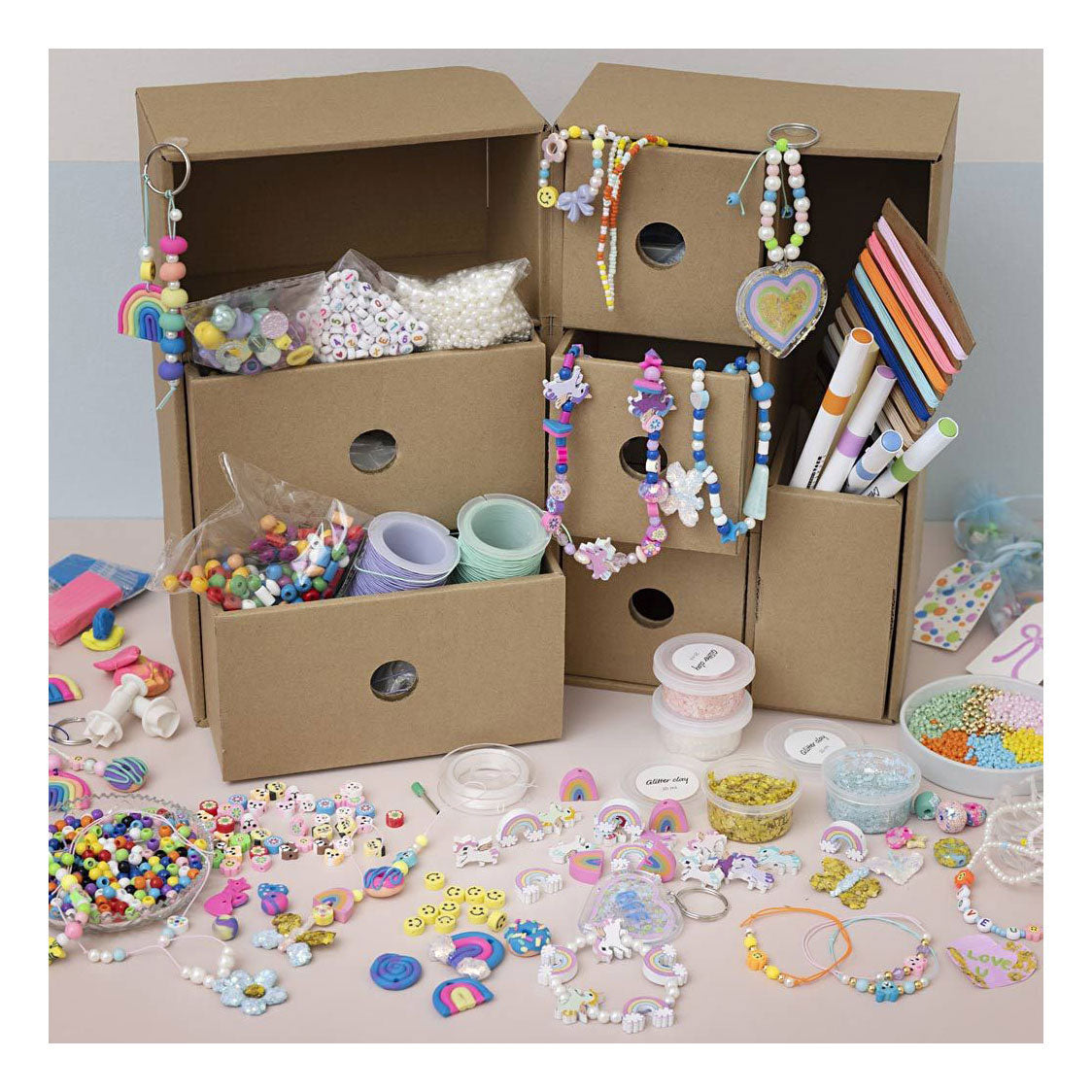 Creativ company http: www.cchobby.nl mijn-knutselstation-sieraden-diverse-kleuren-1-stuk-1-doos