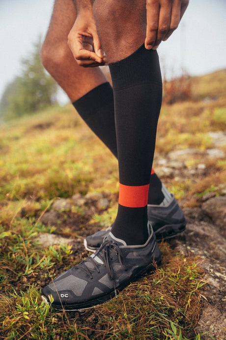 Falke ru compression energy hardlopen compressie anti zweet ademend sneldrogend sportsokken heren wit - maat 39-42 w3 39-42