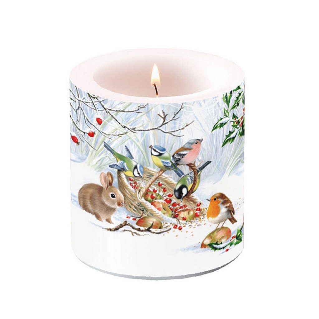 Ambiente Ambiente Winter Treat Stub Candle 35 Burning Hours 7,5x8 cm