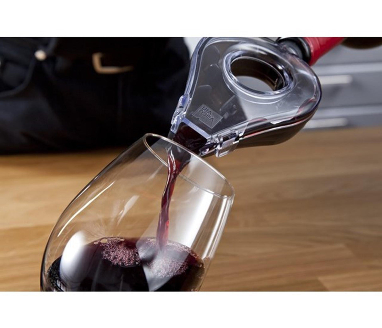 Vacu vin wine aerator | wijnbeluchter | zwart