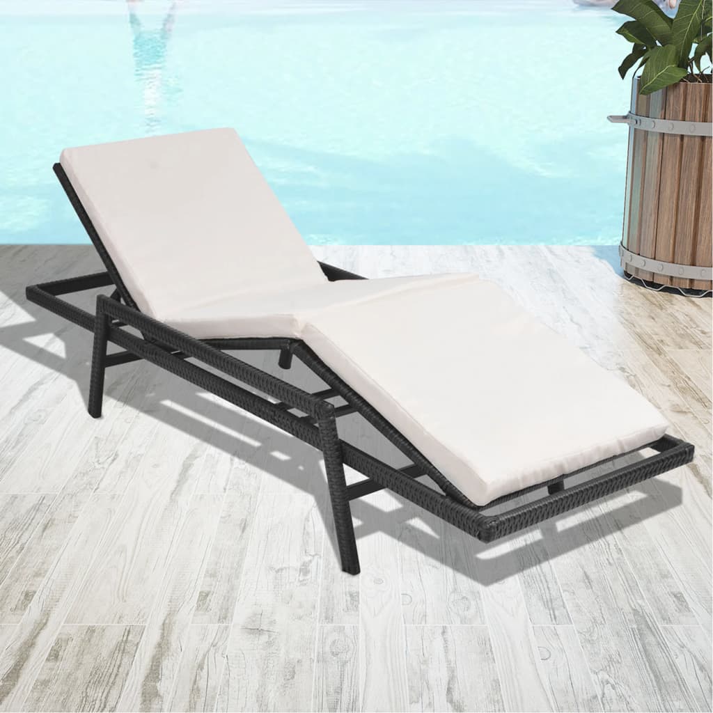 Vidaxl ligbed met kussen poly rattan zwart