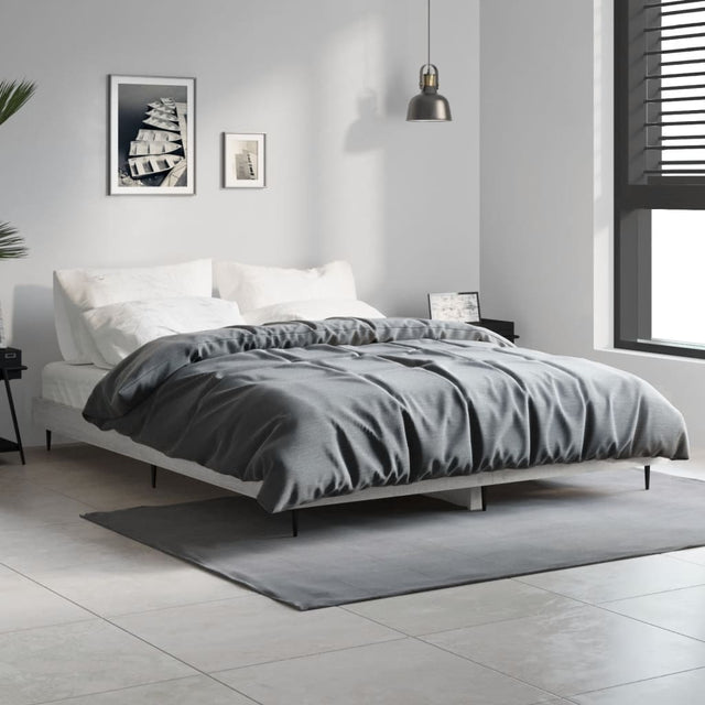 Vidaxl bedframe bewerkt hout grijs sonoma eikenkleurig 135x190 cm