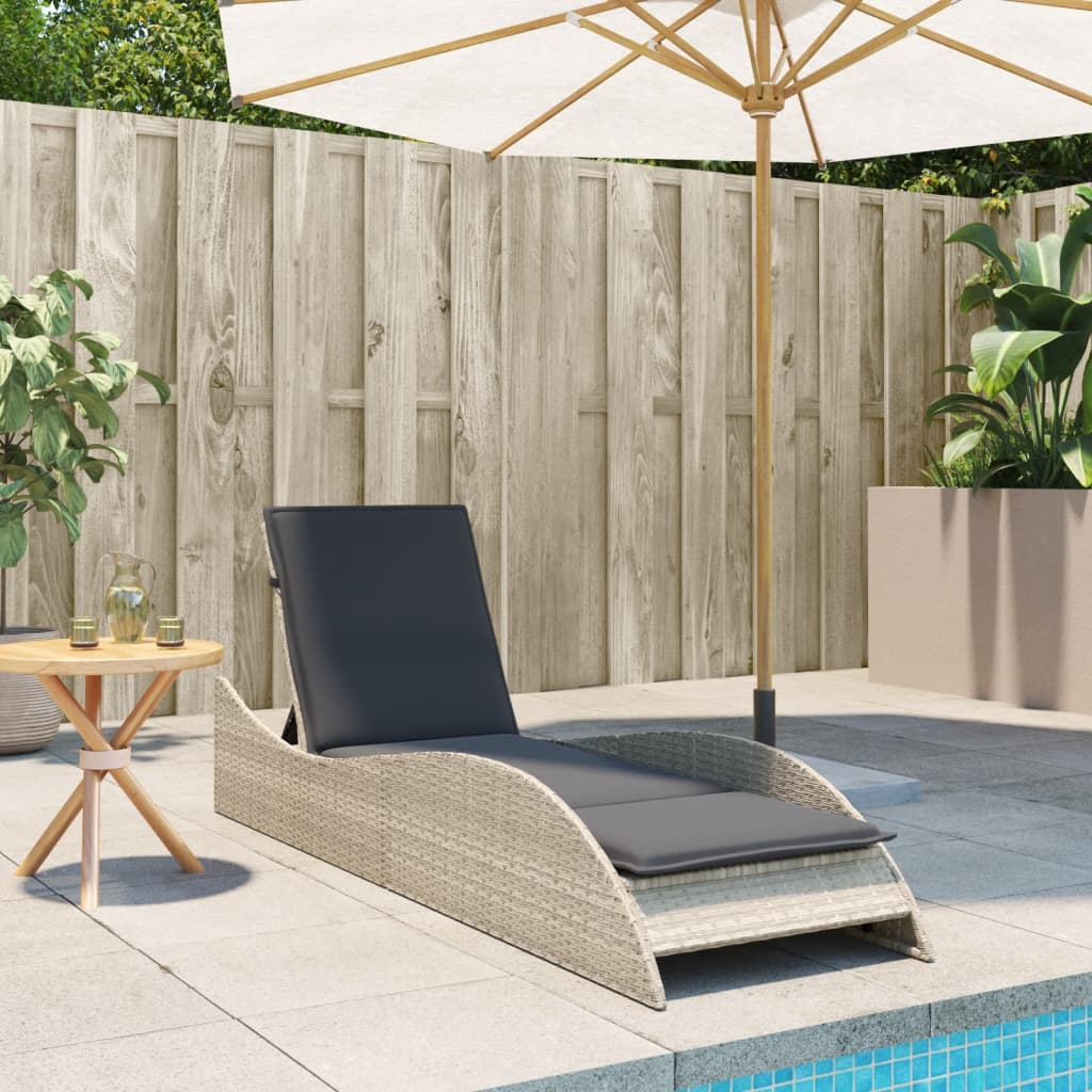 Vidaxl ligbed met kussen 60x205x73 cm poly rattan lichtgrijs