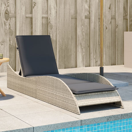 Vidaxl ligbed met kussen 60x205x73 cm poly rattan lichtgrijs