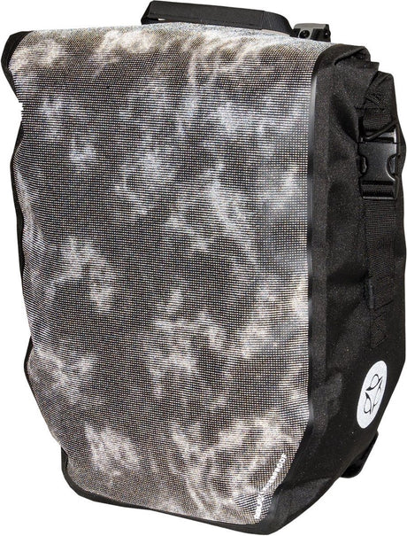 Agu clean shelter fietstas large – 100% waterdicht – 21 liter – gerecycled materiaal – incl. laptopvak 14 inch – zwart reflective