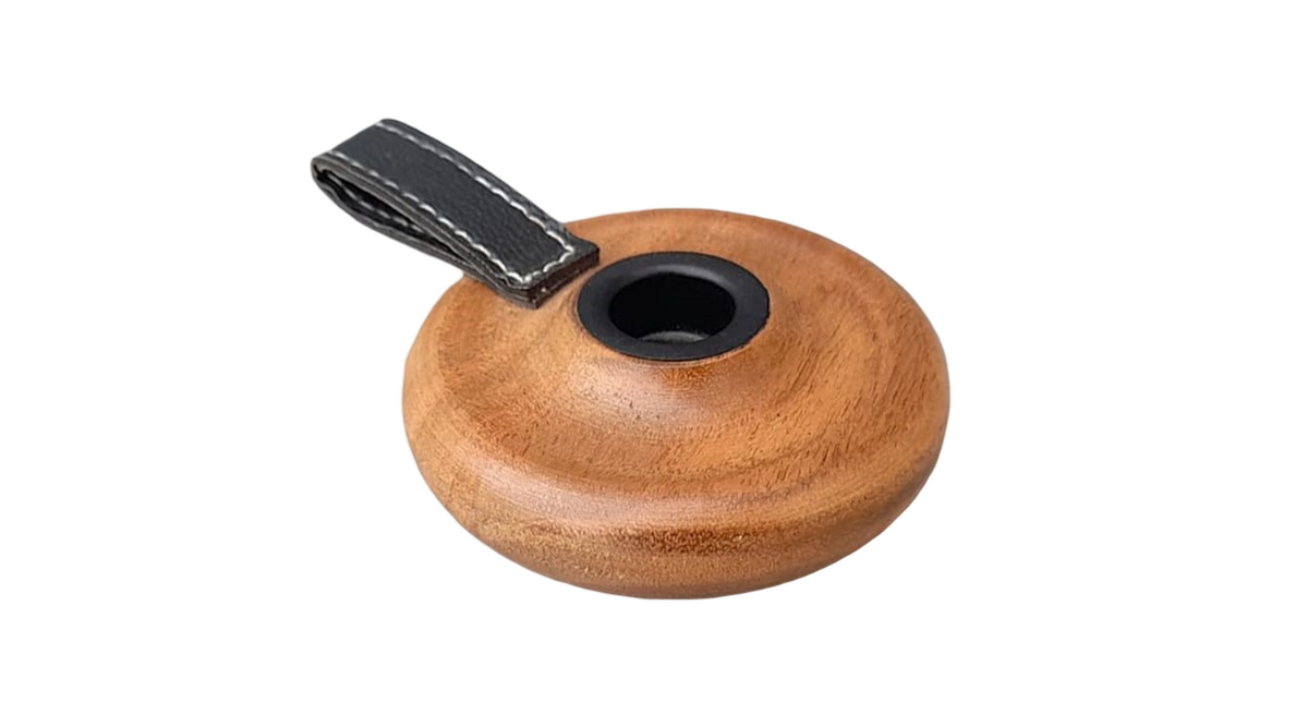 Kandelaar acacia hout met leren handvat 12x10x4cm