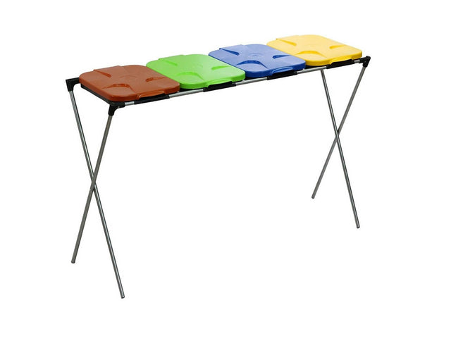 Geko stand mand op 4 segregatiezakken
