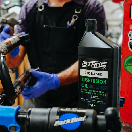 Stan's biobased suspension oil - 2,5wt - 1l