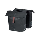 Basil City dubbele fietstas - waterafstotend polyester - zwart - Universal Bridge systeem - 28-32L