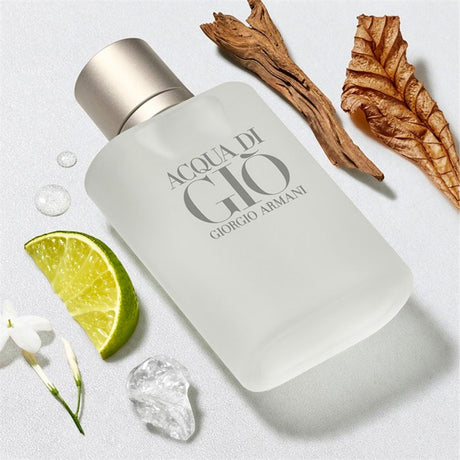 Giorgio armani acqua di gio geschenkset heren eau de toilette 100ml + beach towel