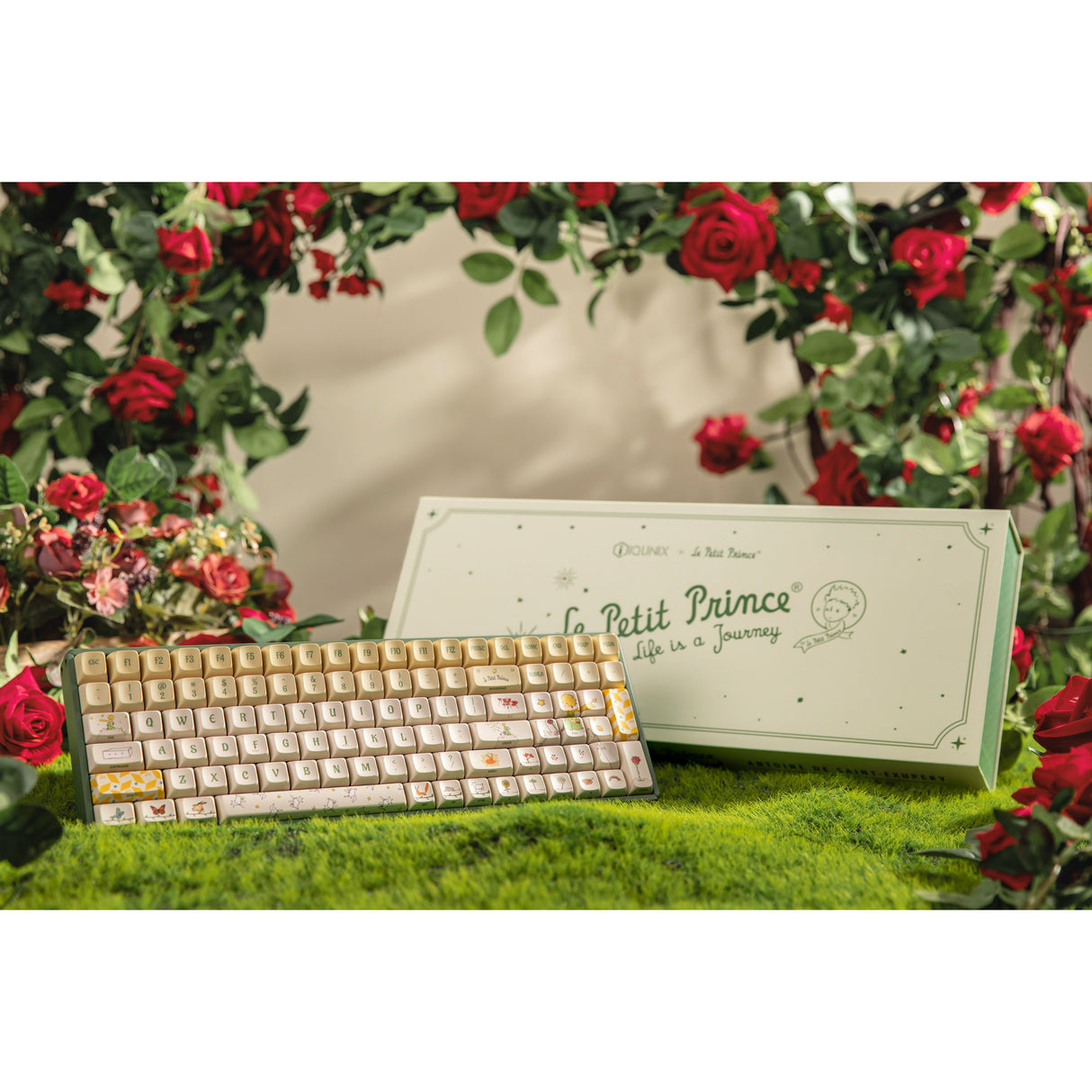 Iqunix f97 floral date rgb mechanisch gaming toetsenbord (groen, us lay-out (qwerty), iqunix little prince, 96%, rgb leds, hot-swappable, pbt, 2.4ghz | bluetooth 5.1 | usb-c)