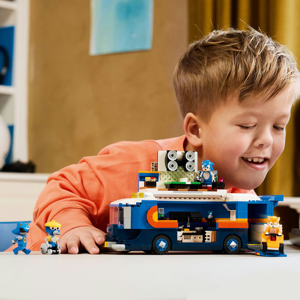 Lego ® sonic the hedgehog™ team sonic commandotruck - 77006