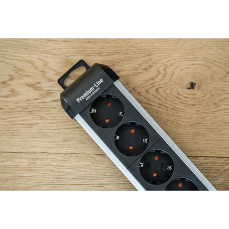 Brennenstuhl premium-alu-line stekkerdoos 12-voudig 3 m h05vv-f 3g1,5 2x 6-voudig schakelbare contactdozen